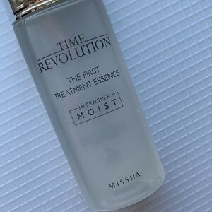 Mini First Treatment Essence Time Revolution Intensive Moist Missha Toner